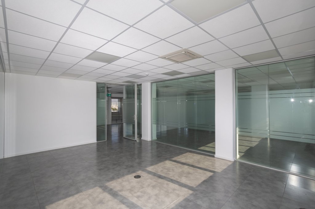 Office Floor (Ref: 2302) - photo 18