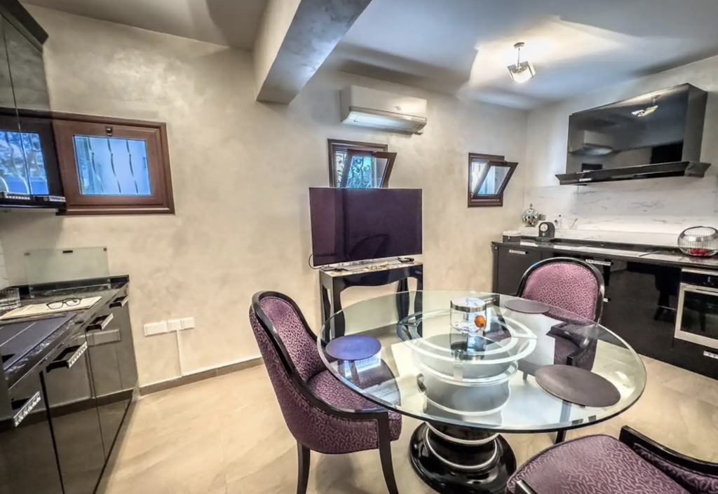 4-bedroom maisonette (Ref: 3774) - photo 10