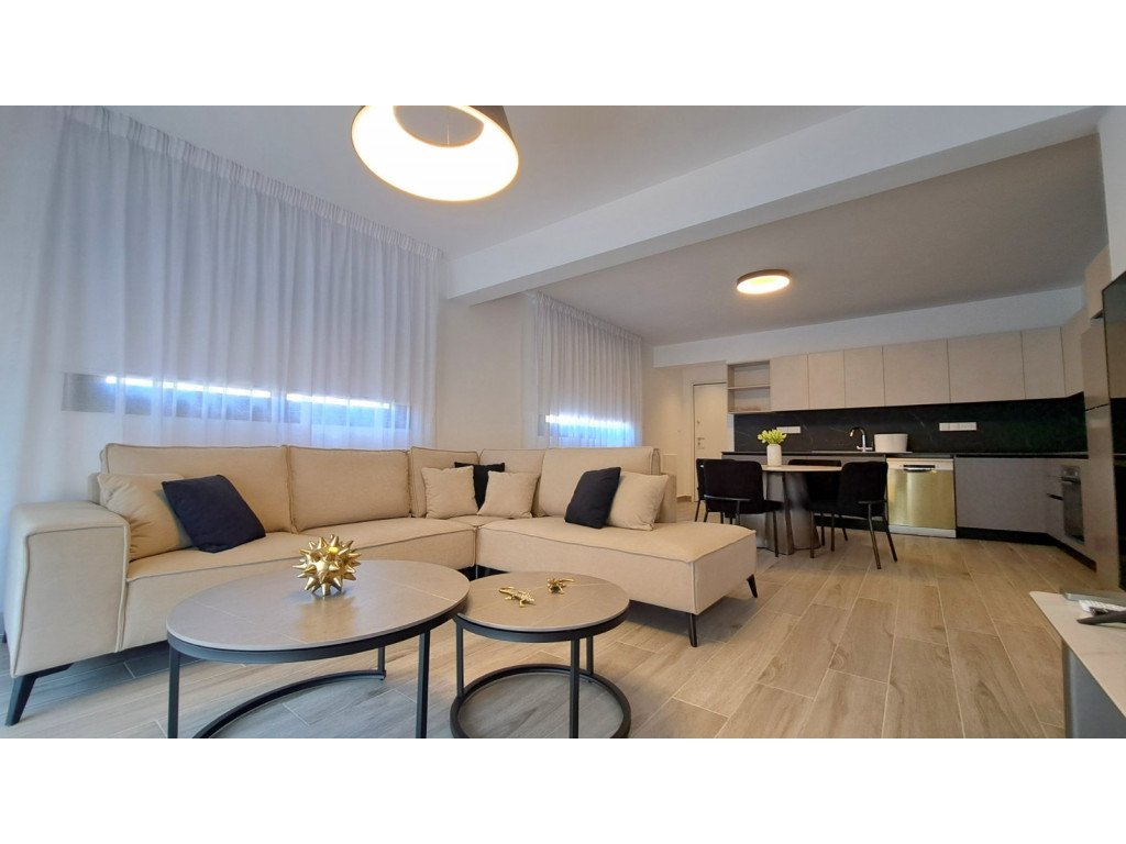 2 bedrooms apartment (Ref: 3835) - photo 2