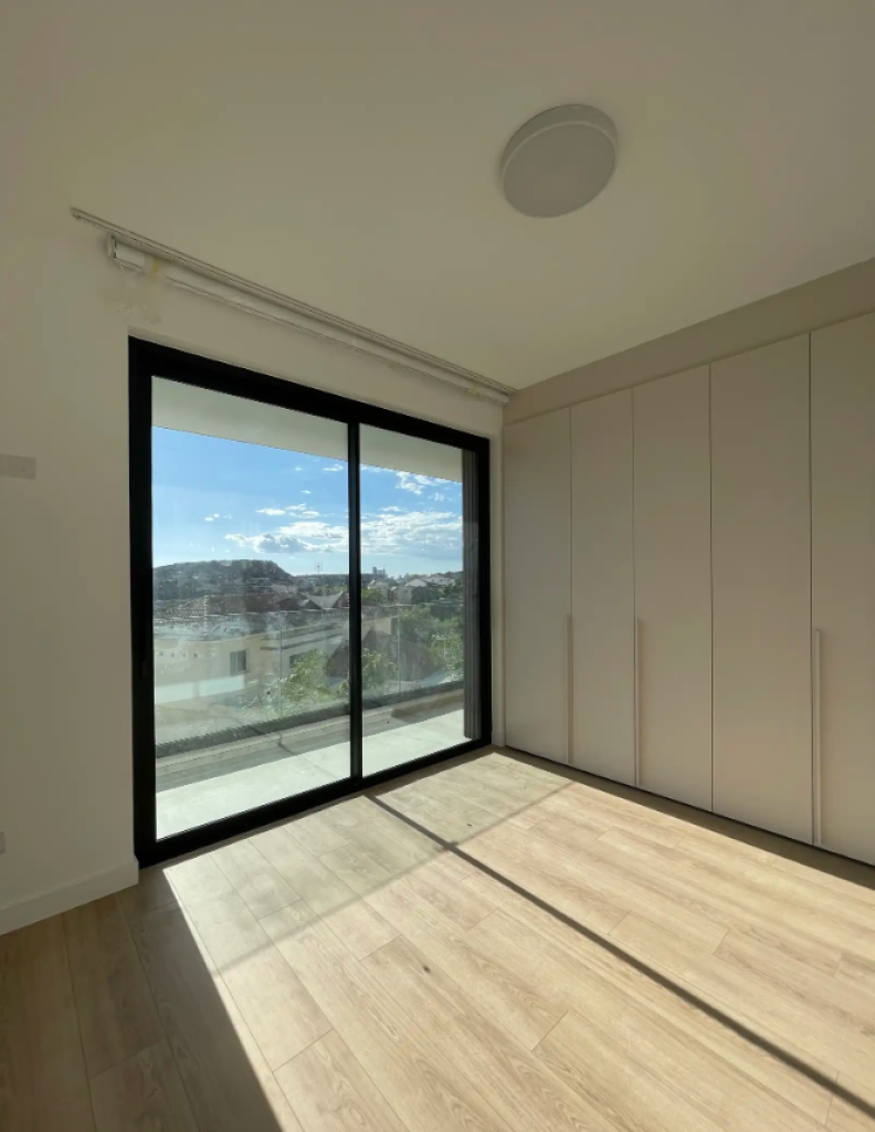 5-Bedroom Detached House (Ref: 2434) - photo 14