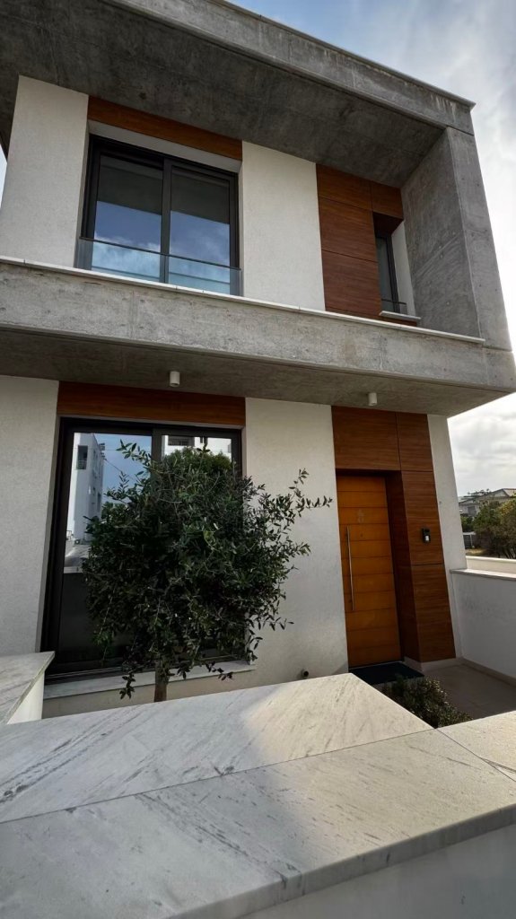 3-bedrooms villa for rent (Ref: 2528) - photo 2
