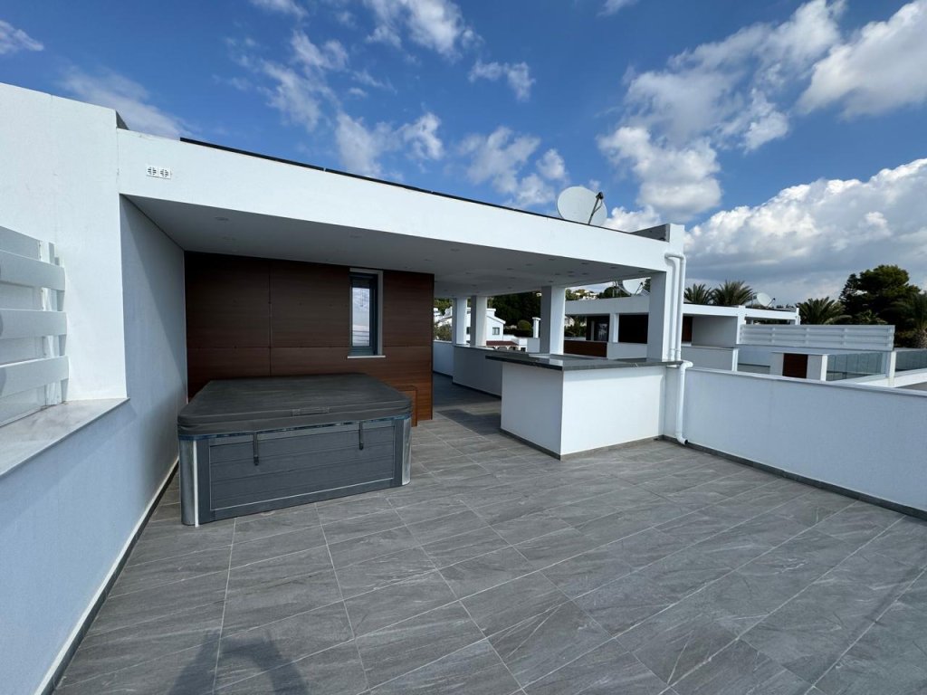 4-Bedrooms House (Ref: 3572) - photo 7